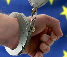 Mandat d'arrêt européen : arrestation et remise d'un suspect